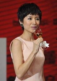 明星大爆料娱乐圈,揭秘幕后真相与惊人内幕  第3张